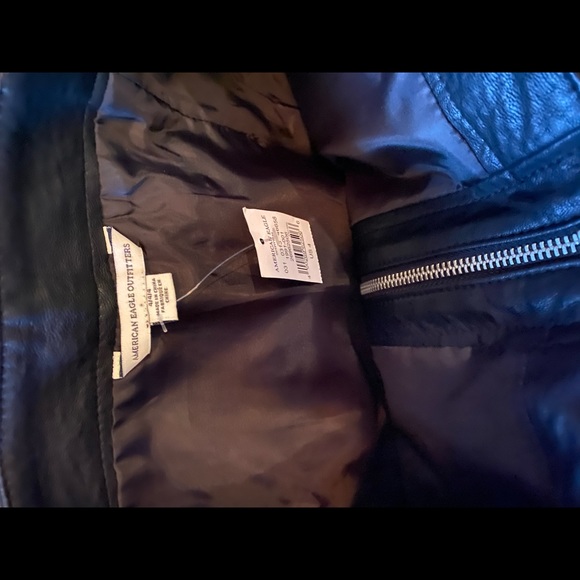 Roses NWT 299$ American eagle leather skirt embroidered - Picture 4 of 7